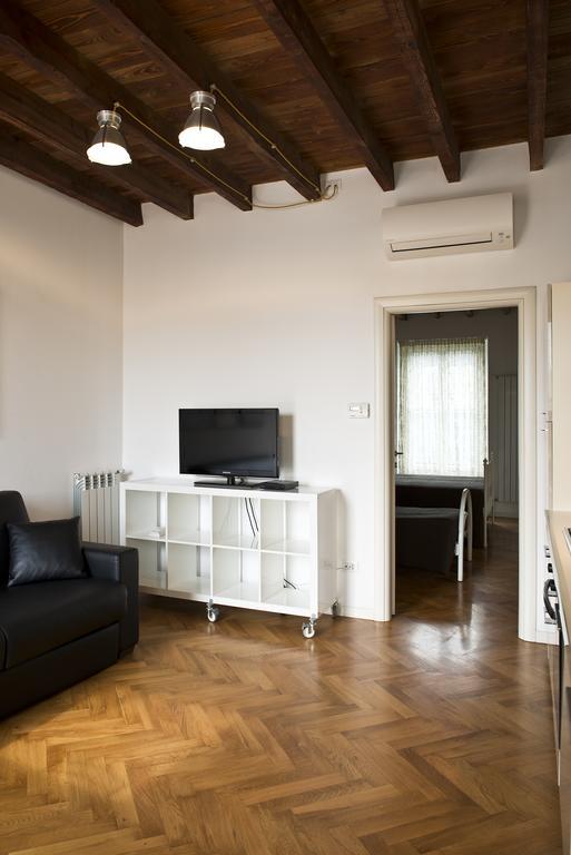 La Maison del Capestrano Milão Quarto foto
